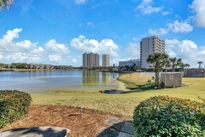 Property grounds - Literally steps to the beach, across from Whale's Tail on the Gulf of Mexico! (Miramar Beach)