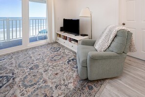TV - 2 BR Oceanfront Condo - Channel Marker 305 (Surfside Beach)