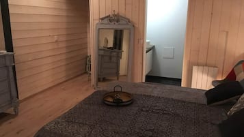 Villa | 7 bedrooms, individually furnished, bed sheets