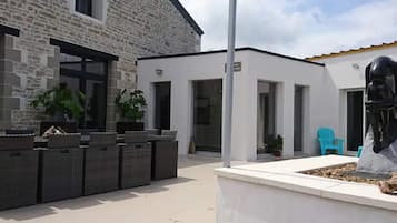 Villa | Outdoor dining