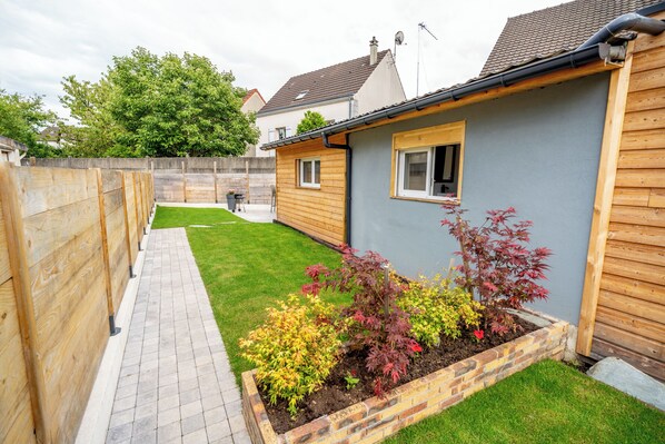 Property grounds - Chalet 10min from Parc des Expositions and 15min from Roissy  (Villepinte)