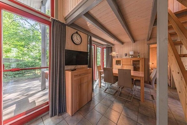 Dining - Skandinavisches Ferienhaus in Mirow (Mirow)