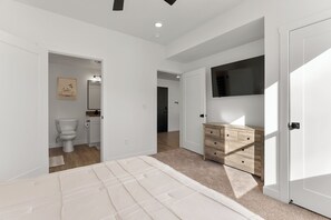 2 chambres, bureau, fer et planche Ă repasser, accĂšs Internet