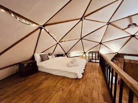 Family Villa, Private Pool, Mountain View | 1 bedroom, premium bedding, soundproofing, free cribs/infant beds