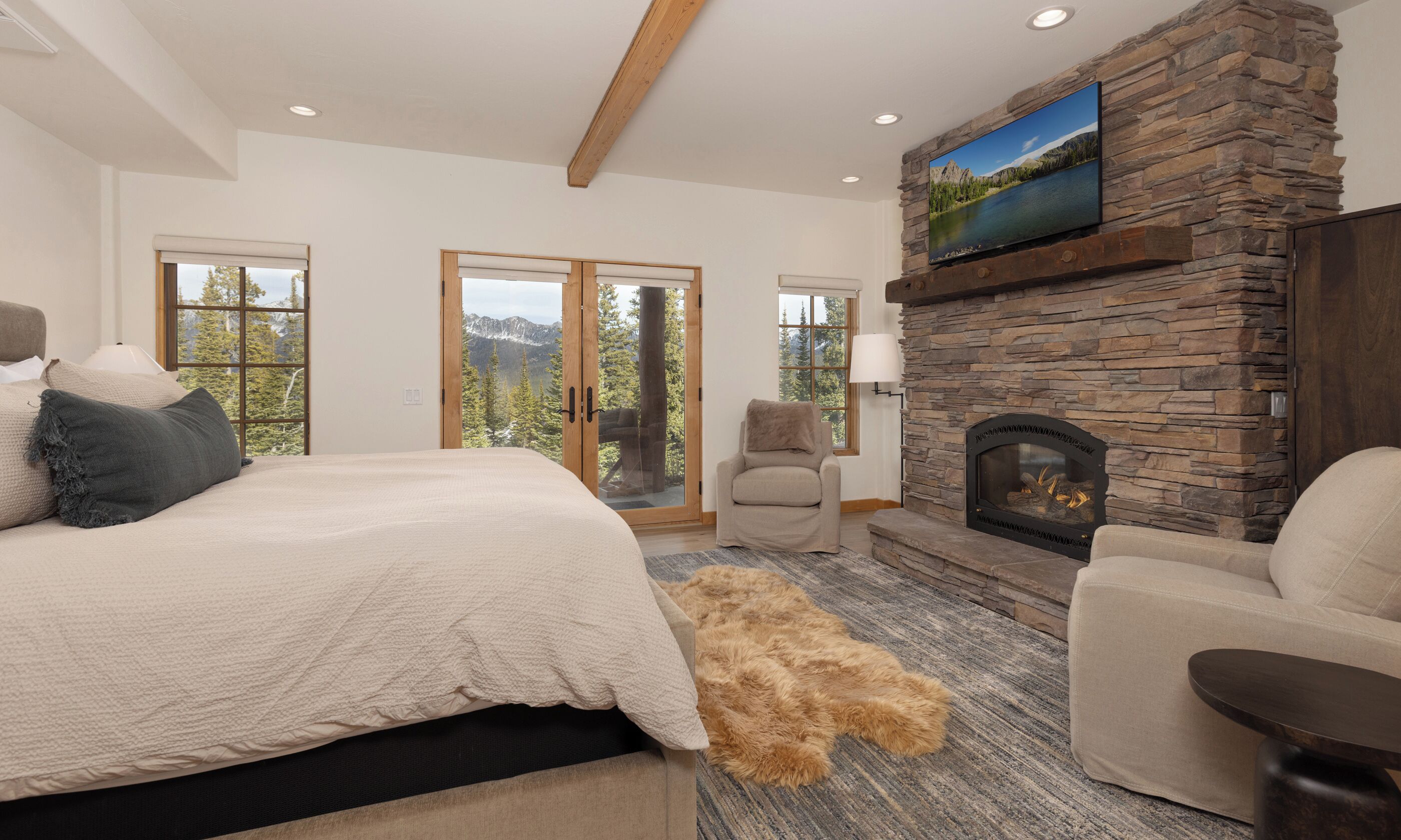 3 bedrooms, iron/ironing board, Internet, bed sheets