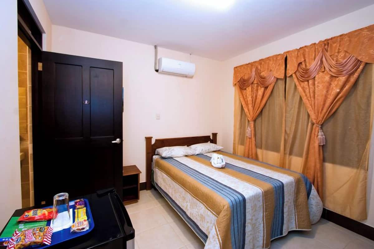 Desk, laptop workspace, free WiFi, bed sheets