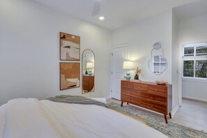 2 chambres, fer et planche à repasser, Wi-Fi gratuit, draps fournis