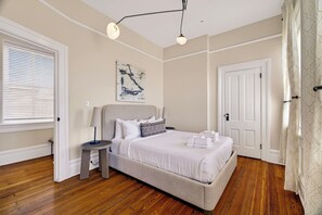 2 habitaciones, tabla de planchar con plancha y wifi gratis 