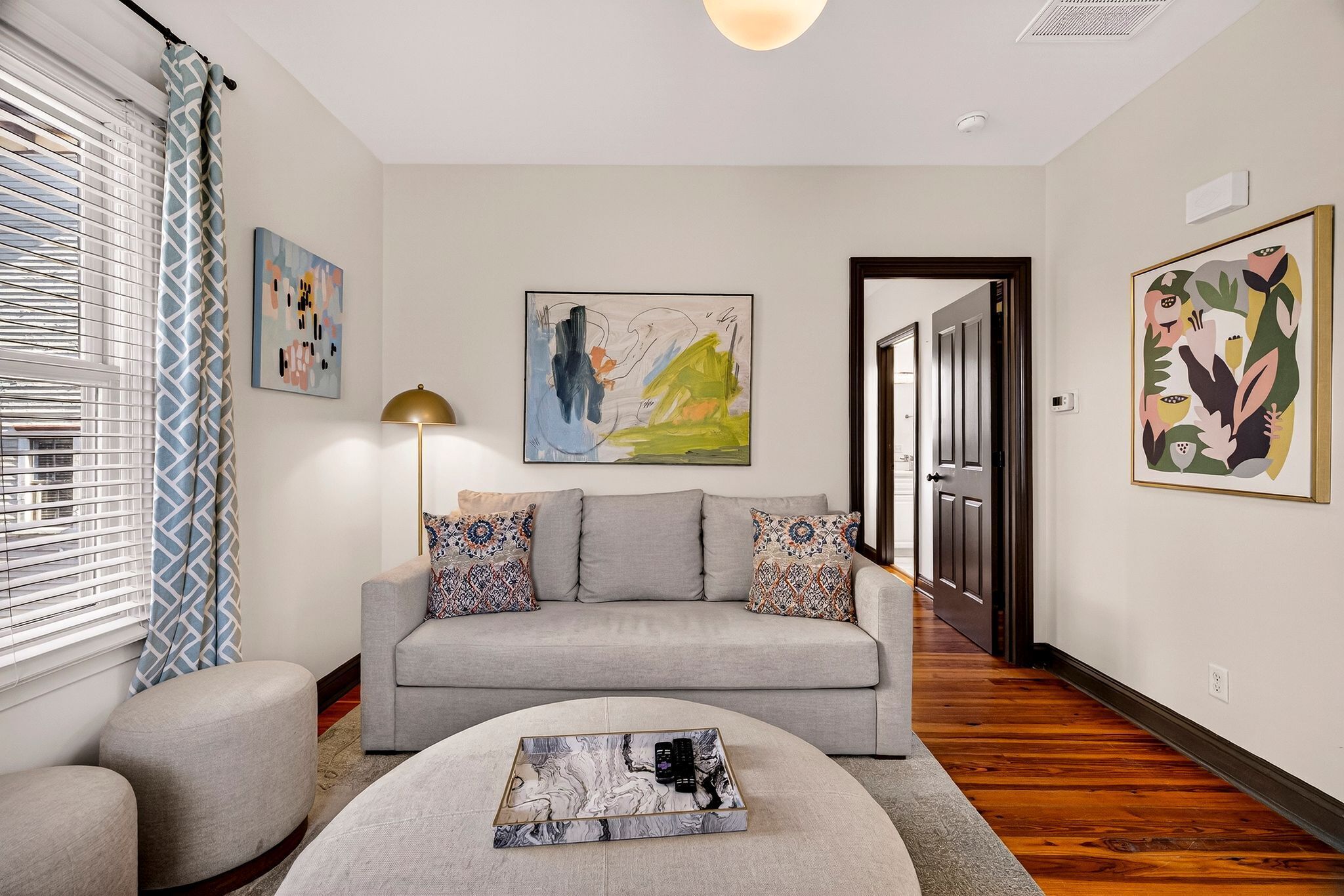 The Squares Of Savannah: Light-filled Carriage House By Lucky Savannah - Savannah, GA