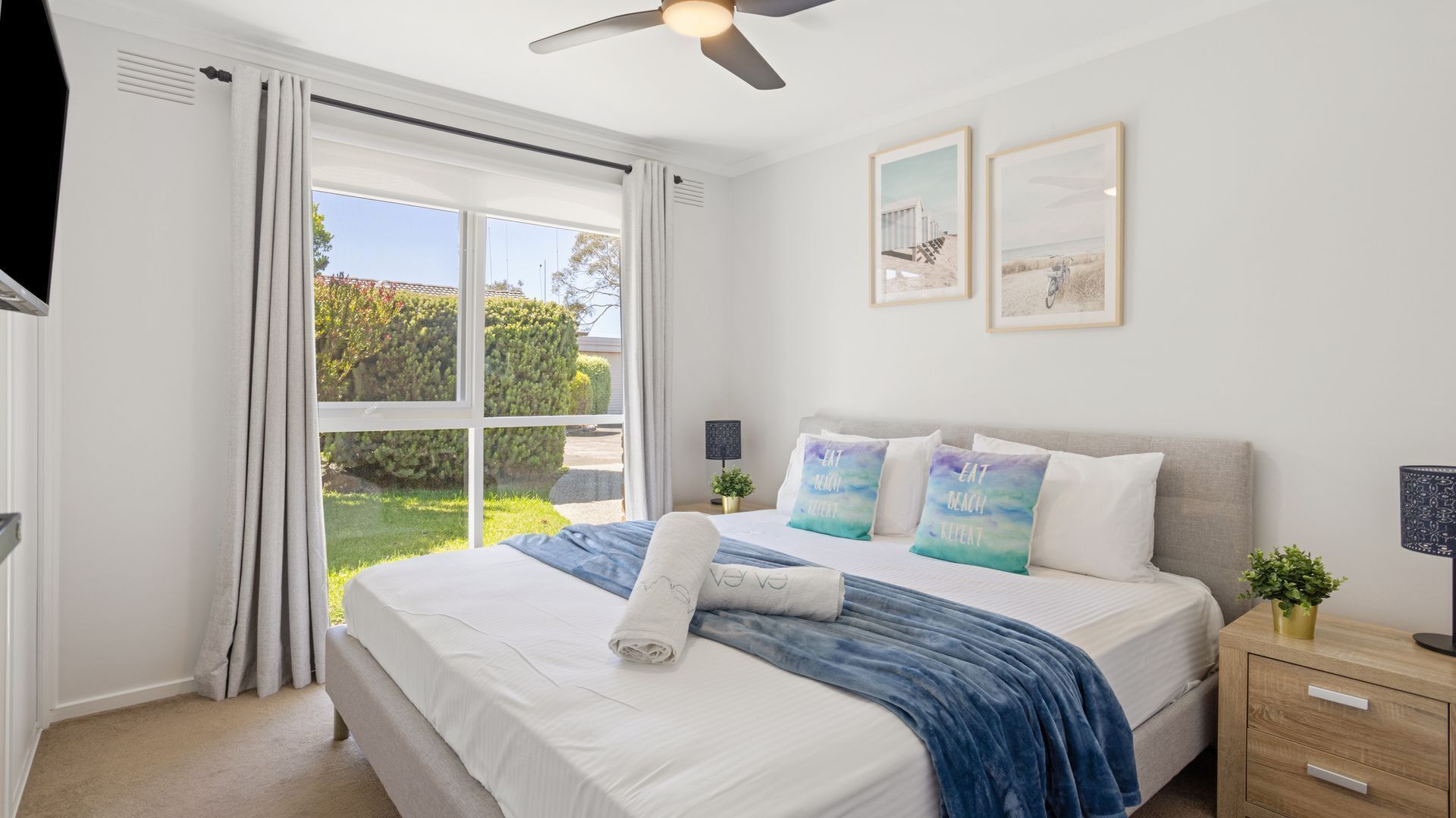 3 bedrooms, desk, iron/ironing board, WiFi