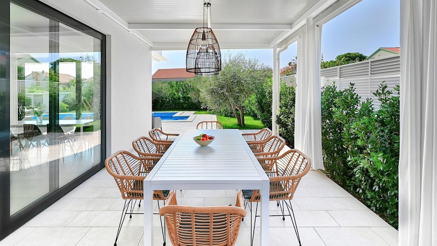 Modern Villa With Private Pool and Terrace