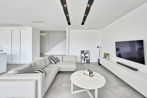 Villa | Living room - 5-bedroom Villa Near Split With Pool (Kastela)