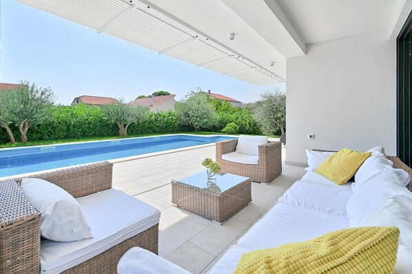 Villa | Pool | Indoor pool, outdoor pool - 5-bedroom Villa Near Split With Pool (Kastela)