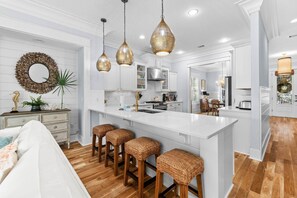 Fridge, microwave, oven, stovetop - Book a Getaway Today! Lakeside Views! Community Pool! Carriage House! (Santa Rosa Beach)