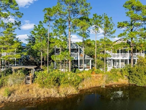 Exterior - Lakeside Views! Community Pool! Carriage House! (Santa Rosa Beach)