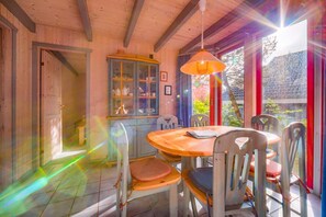 House | Dining - Ferienhaus im Skandinavischen Stil (Mirow)