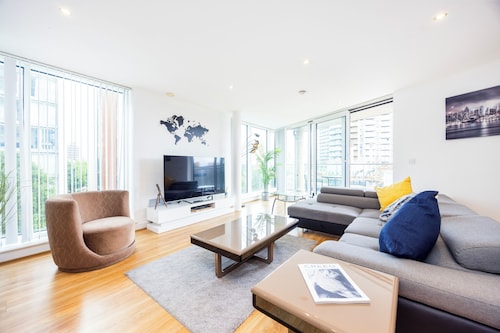 Ross Corner Executive 3 Bed Apartment