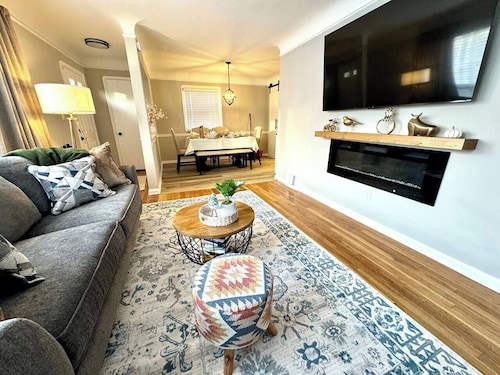 Parma Ranch with Hot Tub & Game/Media Room