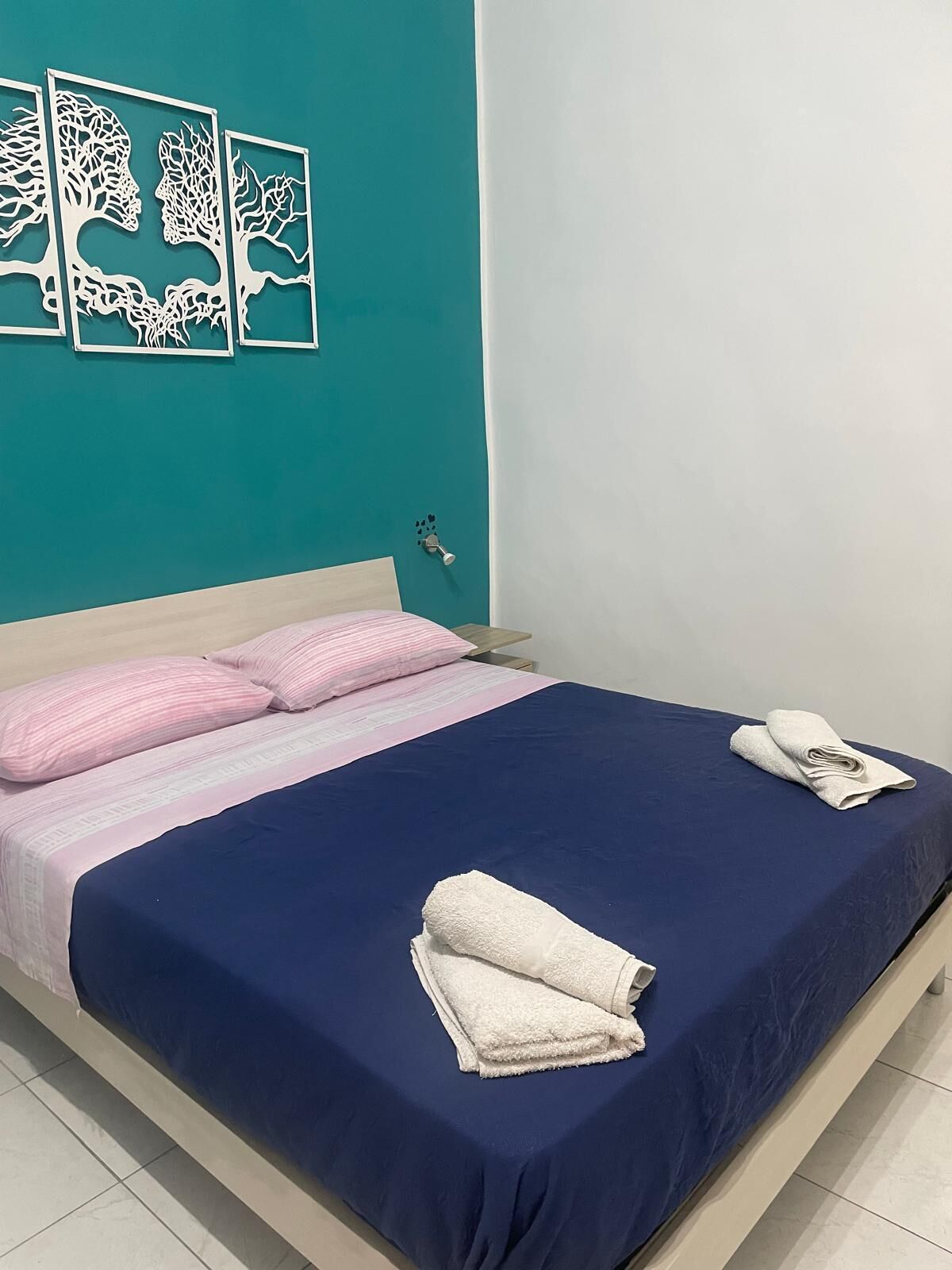 1 soverom, strykejern/-brett, wi-fi og sengetøy