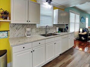 Fridge, microwave, oven, stovetop - Seawall Celebration - Manor | Spacious, Prime Spot! (Galveston)