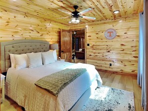 3 Schlafzimmer, Bügeleisen/Bügelbrett, Internetzugang, Bettwäsche