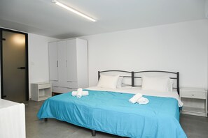 Estudio | Wifi gratis y ropa de cama