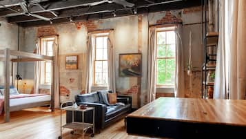 Luxury Studio Suite, Courtyard View | Individually decorated, individually furnished, iron/ironing board