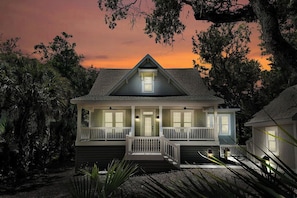 Exterior - Newly Built 2022 Sunlit 4 Bedroom 3 1/2 Bath Home with Top Amenities BHI Club (Bald Head Island)
