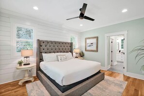 4 Schlafzimmer, Bügeleisen/Bügelbrett, Reisekinderbett, kostenloses WLAN