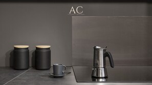 Kaffe og/eller kaffemaskine