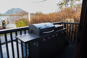 Deluxe Apartment, Ocean View | Terrace/patio