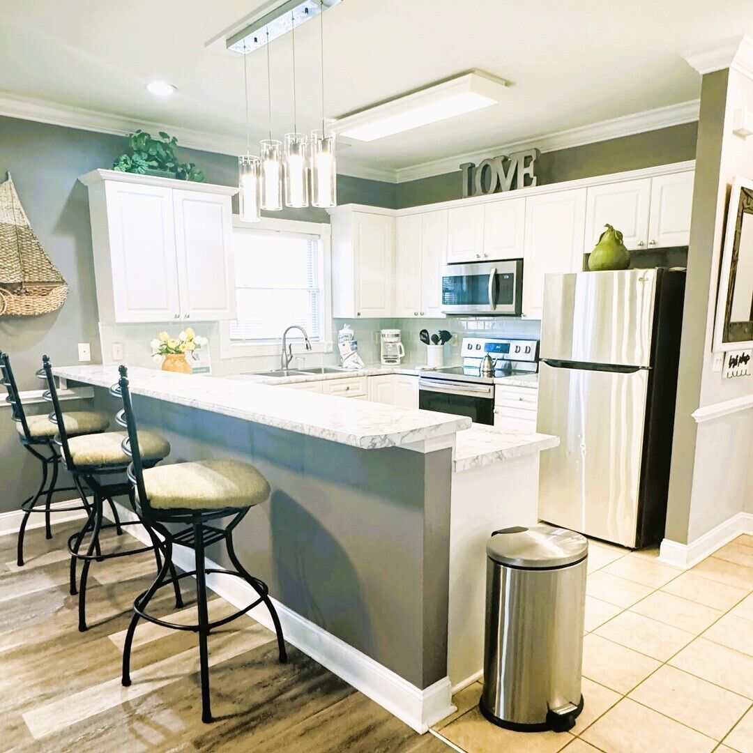 冰箱、微波炉、烤箱、炉灶