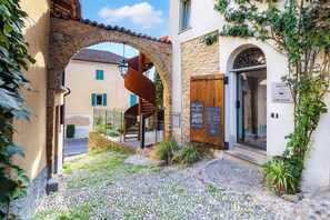 Exterior - Appartamento Monet - One Bedroom Apartment, Sleeps 2 (Dogliani)