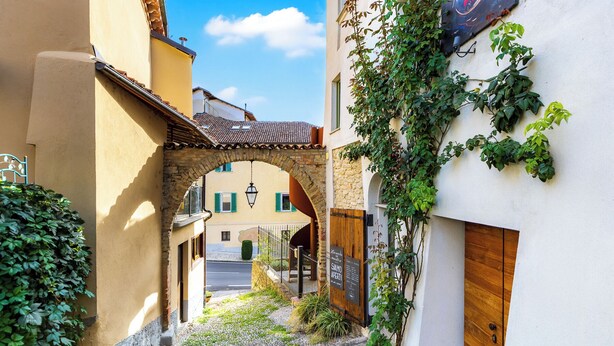 Unclassified image, 1 of 34, button - Appartamento Degas - Two Bedroom Apartment, Sleeps 4 (Dogliani)
