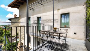 Unclassified image, 4 of 34, button - Appartamento Degas - Two Bedroom Apartment, Sleeps 4 (Dogliani)
