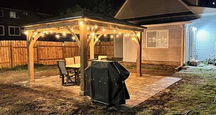 Welcome to...the good life, 4 bed 2 bath house located in the heart of Lincoln