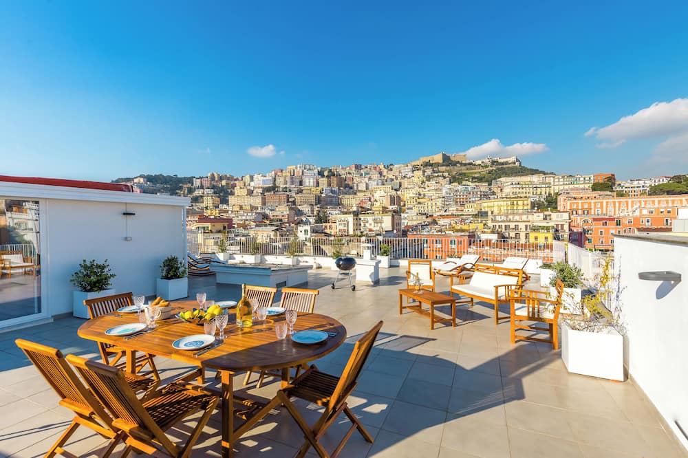 Poerio Rooftop Luxury Apartment