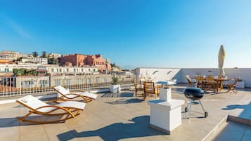 Apartment, 2 Schlafzimmer, Meerblick, Meerseite | Terrasse/Patio