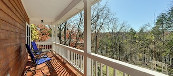 Lakeside Ranch Cabin with OPTIONAL HOT TUB