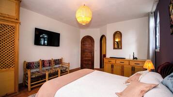 4 chambres, fer et planche Ă repasser, lit parapluie, Wi-Fi