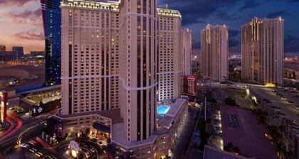 Ring in the New Year in Style at Marriott’s Grand Chateau, Las Vegas!