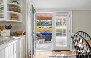 Luokittelematon kuva, 4 kautta 53, painike