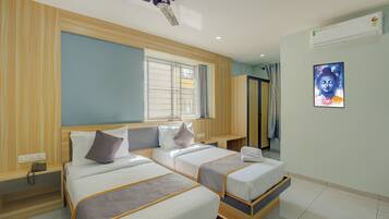 Deluxe Double Room | Desk, free WiFi