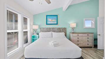 獨特設計、獨特裝修、手提電腦工作空間、熨斗/熨衫板