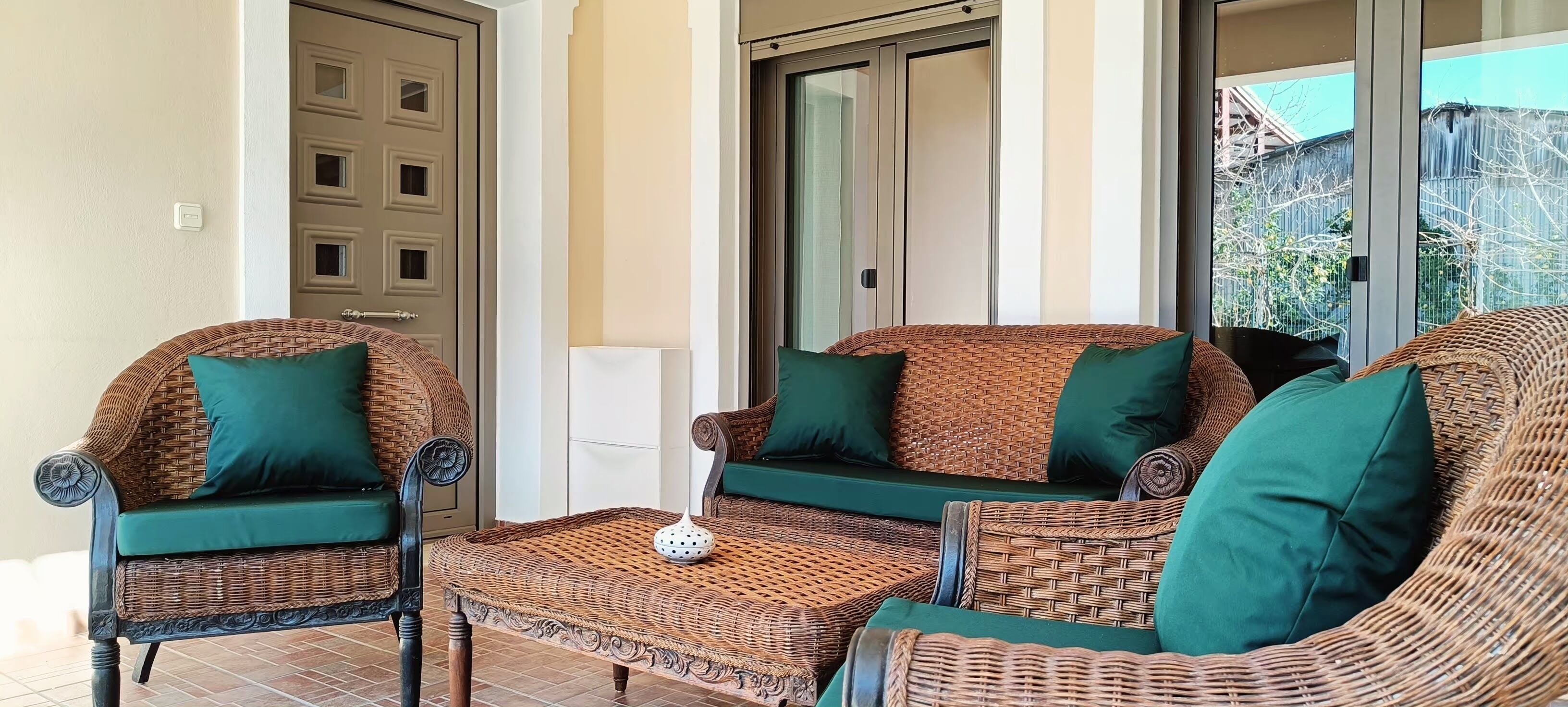 Family Apartment, Terrace, Courtyard View | Premium bedding, Tempur-Pedic beds, blackout drapes, iron/ironing board