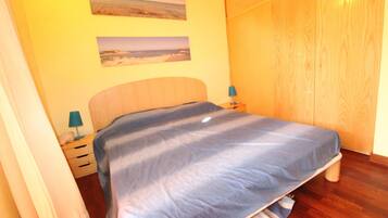 House | 3 bedrooms, individually furnished