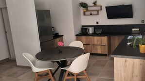 Uklassifisert bilde, 5 av 8, knapp