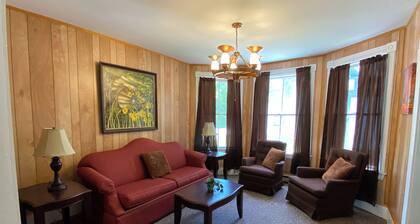 2 Bedroom Cottage at the 500 acre Poland Spring Resort with lots of onsite activities!