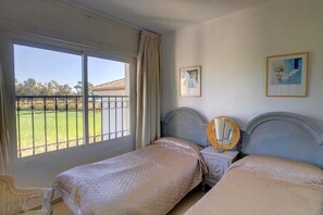 Căn hộ | 2 phòng ngủ, bàn ủi/dụng cụ ủi quần áo