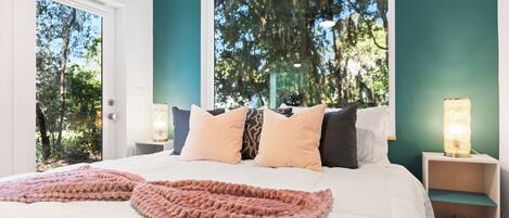 1 bedroom, desk, iron/ironing board, free WiFi